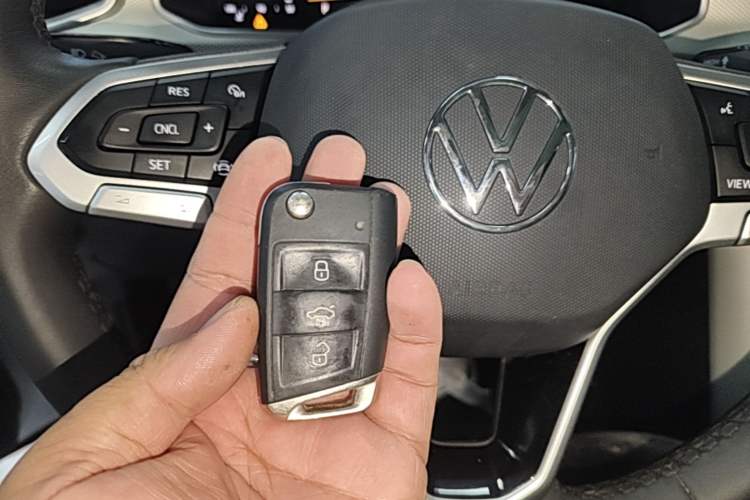 Used Volkswagen T-ROC 2023 280TSI DSG Two-Wheel Drive Time Edition Vehicle Key