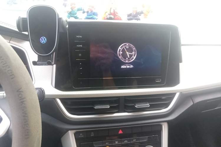 Used Volkswagen T-ROC 2023 280TSI DSG Two-Wheel Drive Time Edition Audio And AC Panel