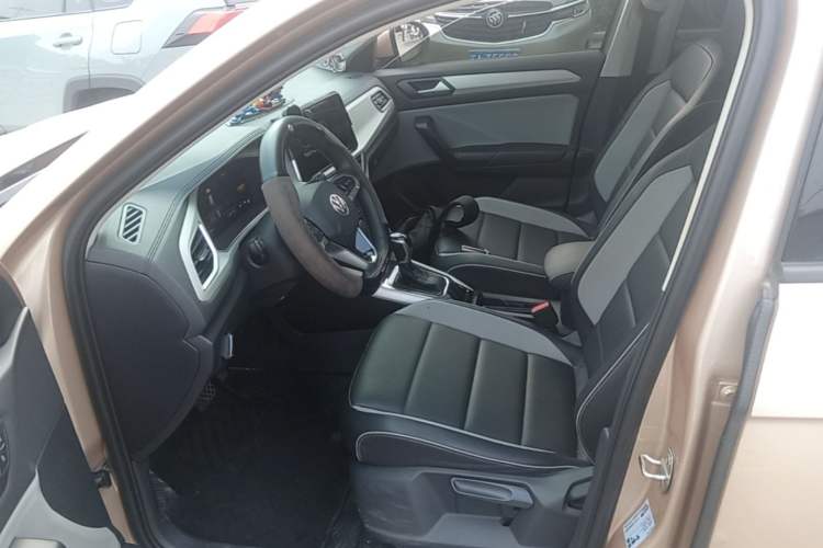 Used Volkswagen T-ROC 2023 280TSI DSG Two-Wheel Drive Time Edition Left Front Seat