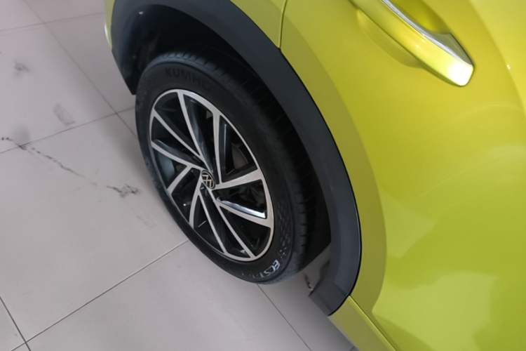 Used Volkswagen T-ROC 2023 300TSI DSG Two-Wheel Drive Starlight Edition Right Rear Wheel Hub
