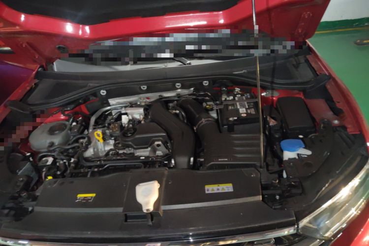 Used Volkswagen T-ROC 2023 300TSI DSG Two-Wheel-Drive Chen Guang Edition Engine Bay Left
