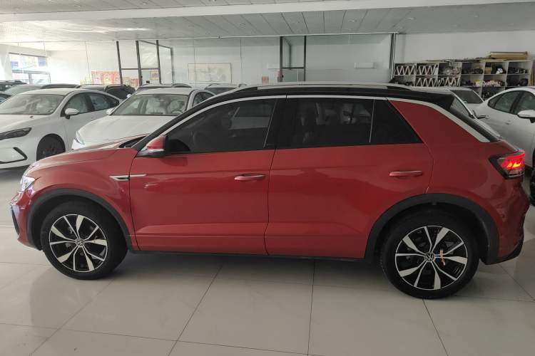 Used Volkswagen T-ROC 2023 300TSI DSG Two-Wheel-Drive Chen Guang Edition Exterior 3