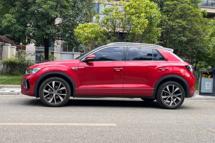 Used Volkswagen T-ROC 2023 300TSI DSG Two-Wheel-Drive Chen Guang Edition Exterior 4