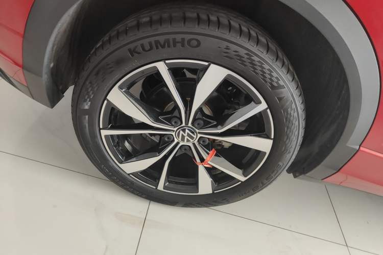 Used Volkswagen T-ROC 2023 300TSI DSG Two-Wheel-Drive Chen Guang Edition Exterior 8