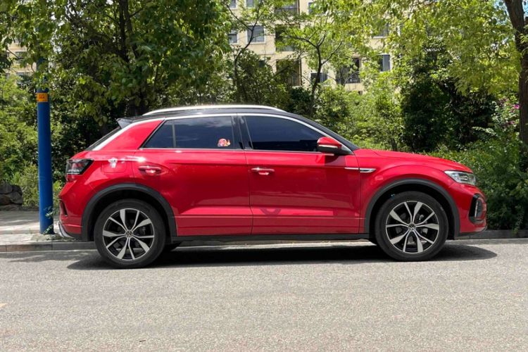 Used Volkswagen T-ROC 2023 300TSI DSG Two-Wheel-Drive Chen Guang Edition Exterior 9