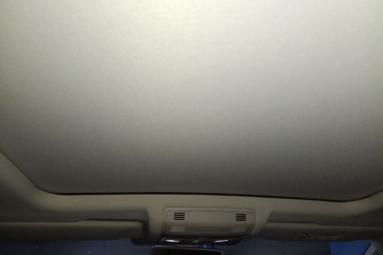 Used Volkswagen T-ROC 2023 280TSI DSG Two-Wheel Drive Time Edition Headliner