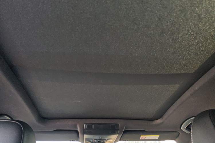 Used Volkswagen T-ROC 2023 300TSI DSG Two-Wheel-Drive Chen Guang Edition Headliner