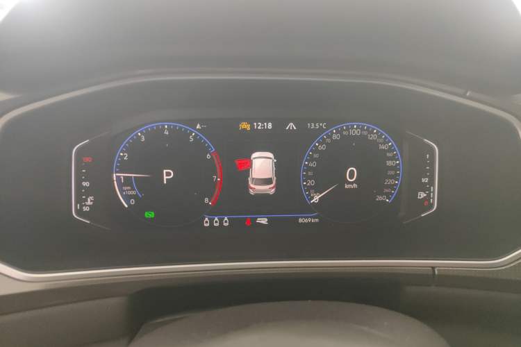 Used Volkswagen T-ROC 2023 300TSI DSG Two-Wheel-Drive Chen Guang Edition Instrument Cluster