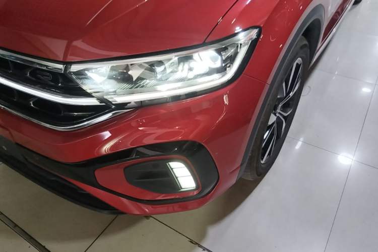 Used Volkswagen T-ROC 2023 300TSI DSG Two-Wheel-Drive Chen Guang Edition Left Front Headlight