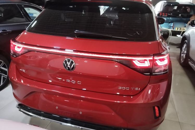 Used Volkswagen T-ROC 2023 300TSI DSG Two-Wheel-Drive Chen Guang Edition Rear