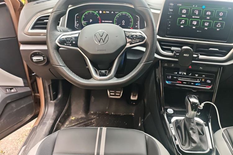 Used Volkswagen T-ROC 2023 300TSI DSG Two-Wheel-Drive Chen Guang Edition Steering Wheel
