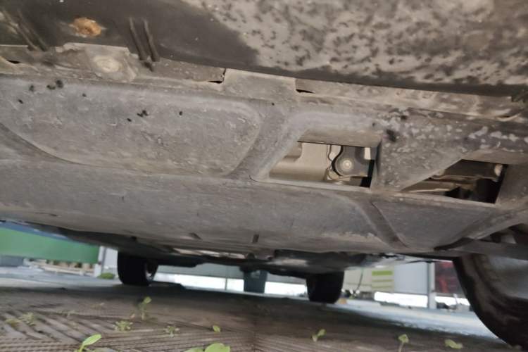 Used Volkswagen T-ROC 2023 300TSI DSG Two-Wheel-Drive Chen Guang Edition Chassis Front