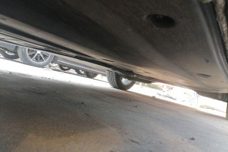 Used Volkswagen T-ROC 2023 300TSI DSG Two-Wheel-Drive Chen Guang Edition Chassis Front Left