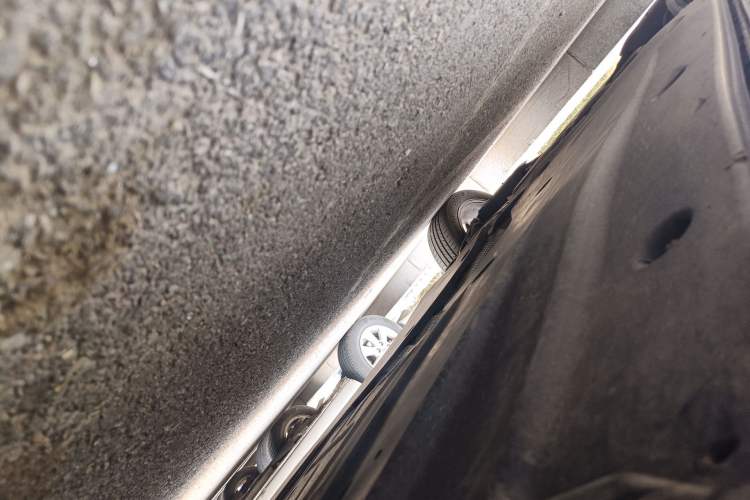 Used Volkswagen T-ROC 2023 300TSI DSG Two-Wheel-Drive Chen Guang Edition Chassis Front Right