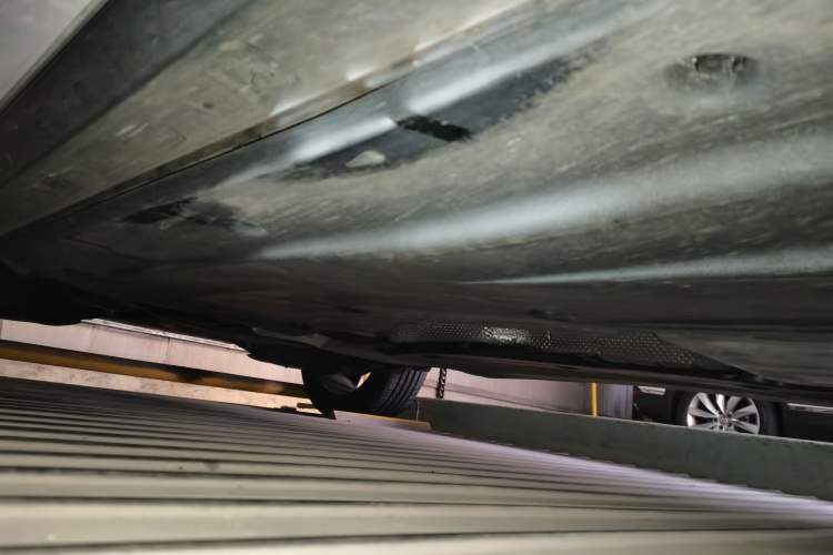Used Volkswagen T-ROC 2023 300TSI DSG Two-Wheel-Drive Chen Guang Edition Chassis Front Right