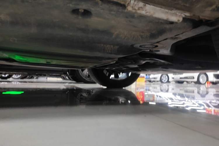 Used Volkswagen T-ROC 2023 300TSI DSG Two-Wheel-Drive Chen Guang Edition Chassis Front Right