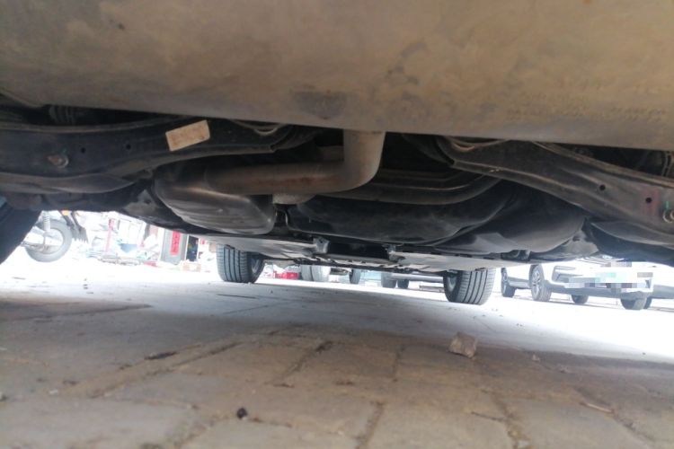 Used Volkswagen T-ROC 2023 300TSI DSG Two-Wheel-Drive Chen Guang Edition Chassis Rear