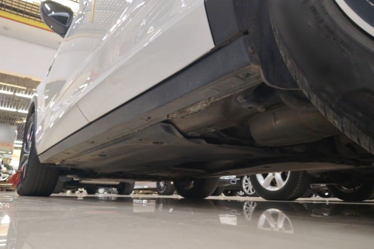 Used Volkswagen T-ROC 2023 300TSI DSG Two-Wheel-Drive Chen Guang Edition Chassis Rear Left
