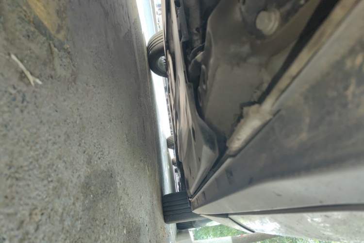 Used Volkswagen T-ROC 2023 300TSI DSG Two-Wheel-Drive Chen Guang Edition Chassis Rear Right
