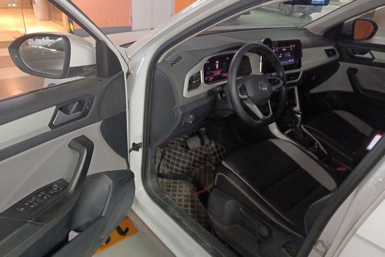 Used Volkswagen T-ROC 2023 280TSI DSG Two-Wheel Drive Time Edition Driver Seat