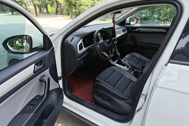 Used Volkswagen T-ROC 2023 280TSI DSG Two-Wheel Drive Time Edition Driver Seat