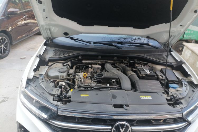 Used Volkswagen T-ROC 2023 300TSI DSG Two-Wheel-Drive Chen Guang Edition Engine Bay Right