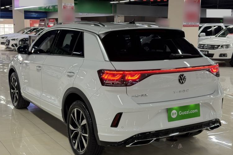 Used Volkswagen T-ROC 2023 300TSI DSG Two-Wheel-Drive Chen Guang Edition Exterior 3