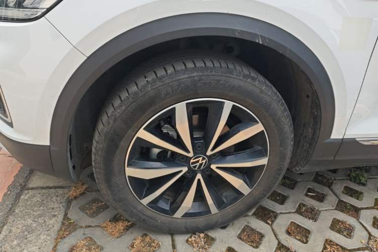 Used Volkswagen T-ROC 2023 280TSI DSG Two-Wheel Drive Time Edition Exterior 4