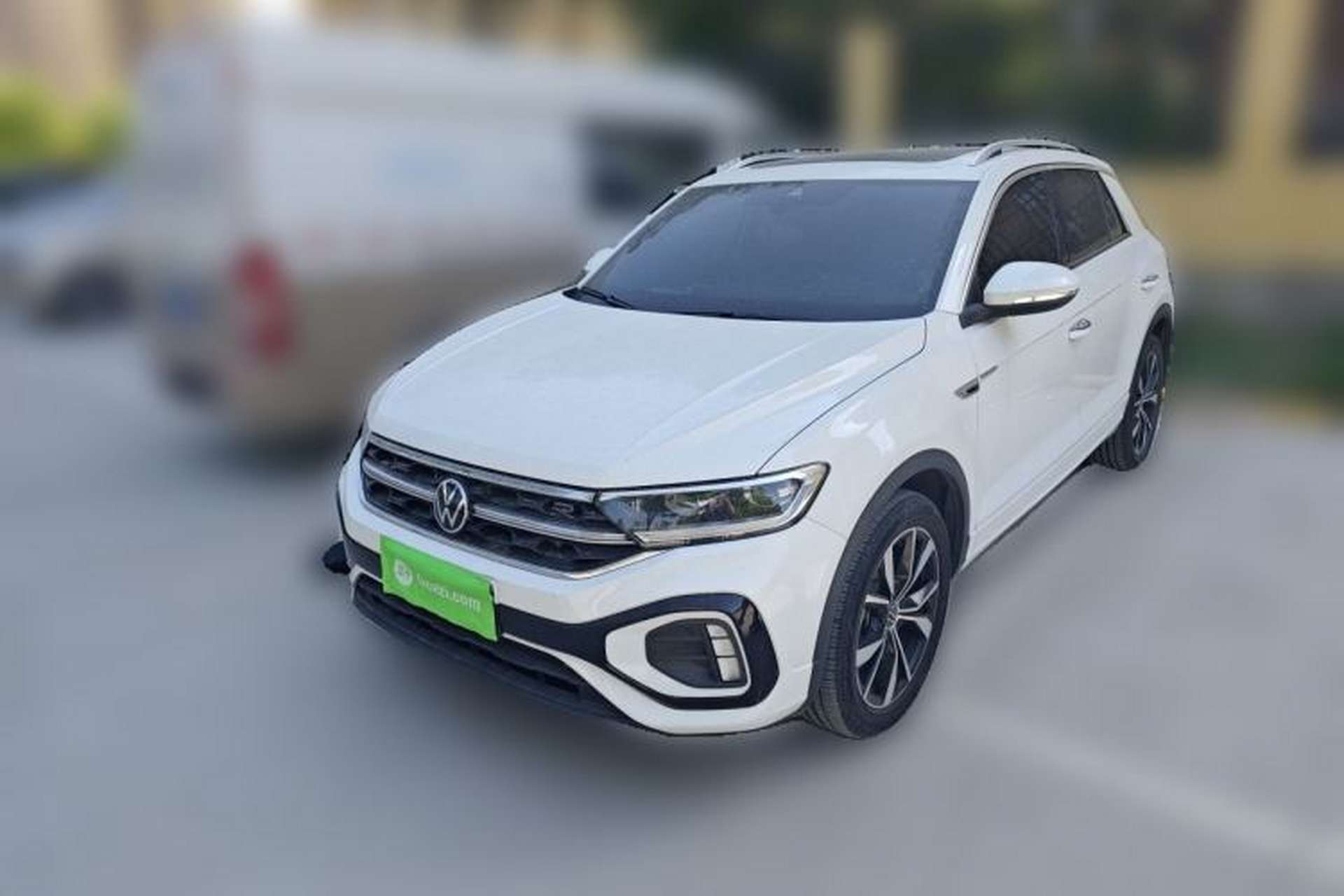 Used Volkswagen T-ROC 2023 300TSI DSG Two-Wheel-Drive Chen Guang Edition Front Left 45 Deg