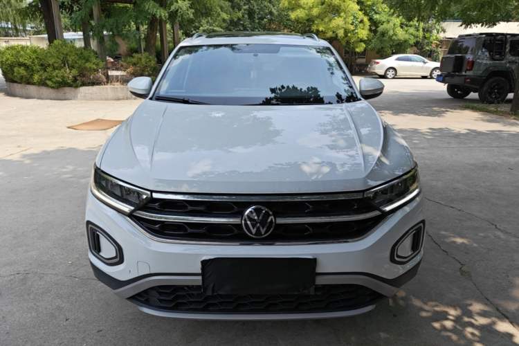 Used Volkswagen T-ROC 2023 280TSI DSG Two-Wheel Drive Time Edition Front