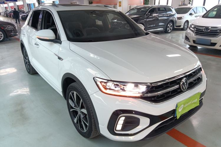 Used Volkswagen T-ROC 2023 300TSI DSG Two-Wheel-Drive Chen Guang Edition Front Right 45 Deg