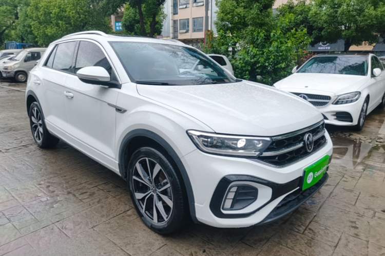 Used Volkswagen T-ROC 2023 300TSI DSG Two-Wheel-Drive Chen Guang Edition Front Right 45 Deg