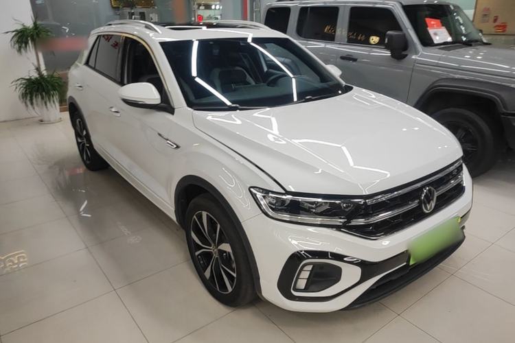 Used Volkswagen T-ROC 2023 300TSI DSG Two-Wheel-Drive Chen Guang Edition Front Right 45 Deg