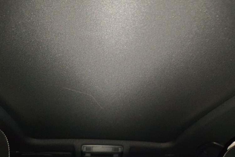 Used Volkswagen T-ROC 2023 300TSI DSG Two-Wheel-Drive Chen Guang Edition Headliner