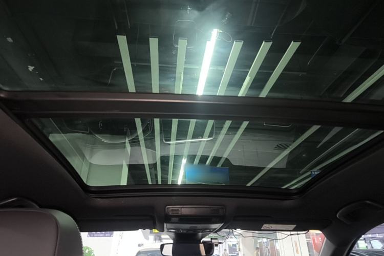 Used Volkswagen T-ROC 2023 300TSI DSG Two-Wheel-Drive Chen Guang Edition Headliner