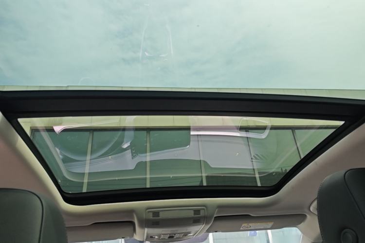 Used Volkswagen T-ROC 2023 280TSI DSG Two-Wheel Drive Time Edition Headliner