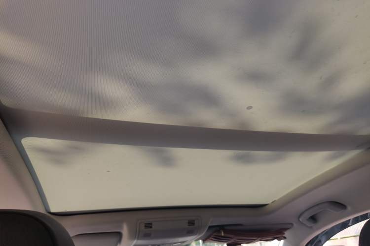 Used Volkswagen T-ROC 2023 280TSI DSG Two-Wheel Drive Time Edition Headliner