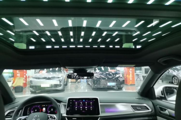 Used Volkswagen T-ROC 2023 300TSI DSG Two-Wheel Drive Starlight Edition Headliner