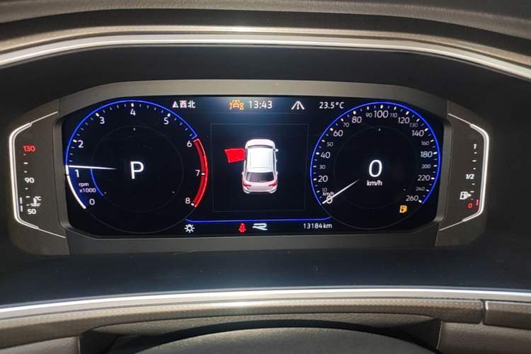 Used Volkswagen T-ROC 2023 300TSI DSG Two-Wheel-Drive Chen Guang Edition Instrument Cluster