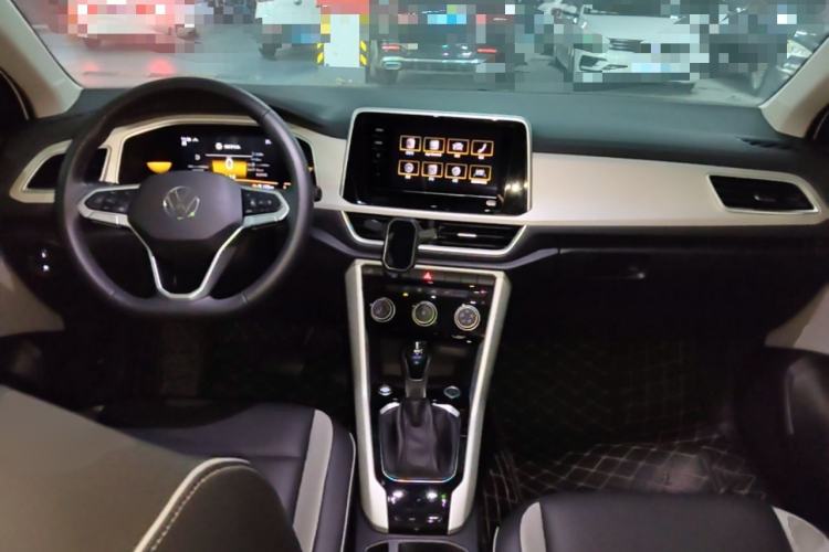 Used Volkswagen T-ROC 2023 280TSI DSG Two-Wheel Drive Time Edition Interior 2