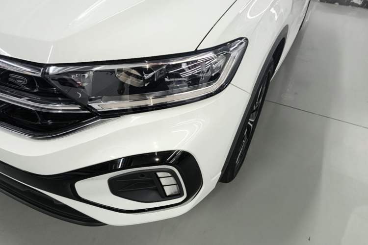 Used Volkswagen T-ROC 2023 300TSI DSG Two-Wheel-Drive Chen Guang Edition Left Front Headlight
