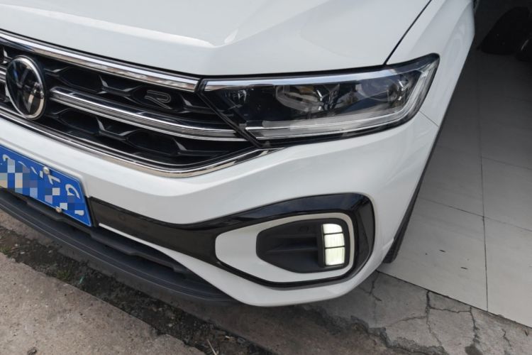Used Volkswagen T-ROC 2023 300TSI DSG Two-Wheel-Drive Chen Guang Edition Left Front Headlight