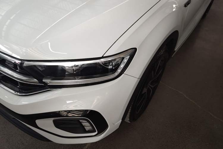 Used Volkswagen T-ROC 2023 300TSI DSG Two-Wheel-Drive Chen Guang Edition Left Front Headlight