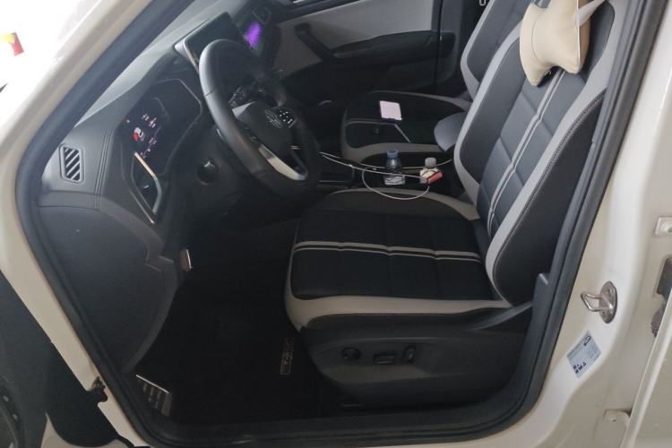 Used Volkswagen T-ROC 2023 300TSI DSG Two-Wheel-Drive Chen Guang Edition Left Front Seat