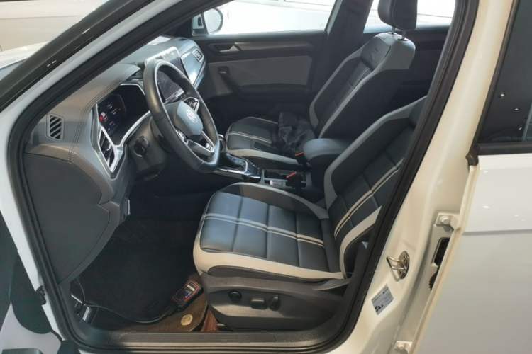 Used Volkswagen T-ROC 2023 300TSI DSG Two-Wheel Drive Starlight Edition Left Front Seat