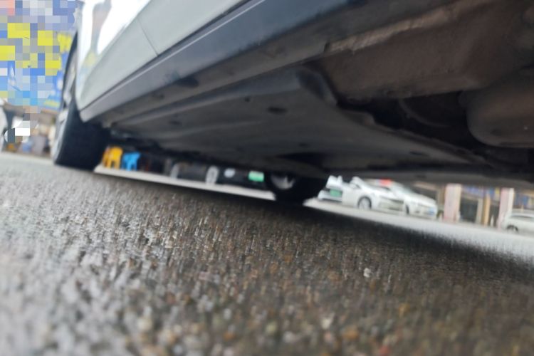 Used Volkswagen T-ROC 2023 300TSI DSG Two-Wheel-Drive Chen Guang Edition Left Side Sill
