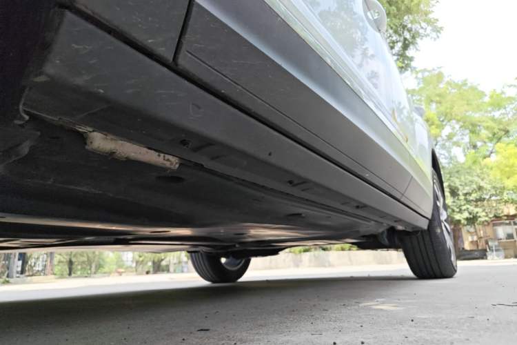 Used Volkswagen T-ROC 2023 280TSI DSG Two-Wheel Drive Time Edition Left Side Sill