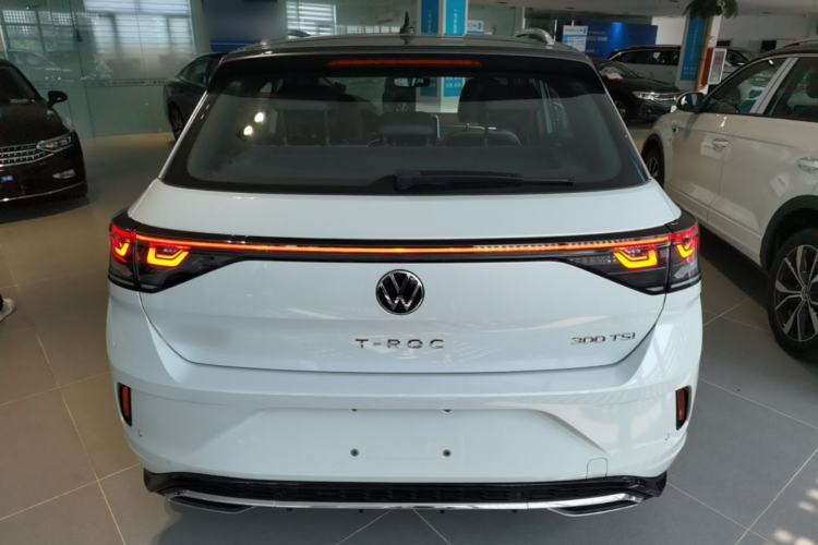 Used Volkswagen T-ROC 2023 300TSI DSG Two-Wheel Drive Starlight Edition Rear
