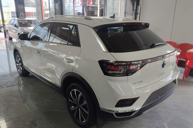 Used Volkswagen T-ROC 2023 280TSI DSG Two-Wheel Drive Time Edition Rear Left 45 Deg