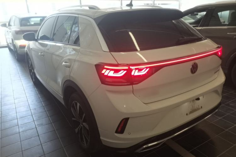 Used Volkswagen T-ROC 2023 300TSI DSG Two-Wheel-Drive Chen Guang Edition Rear Left 45 Deg
